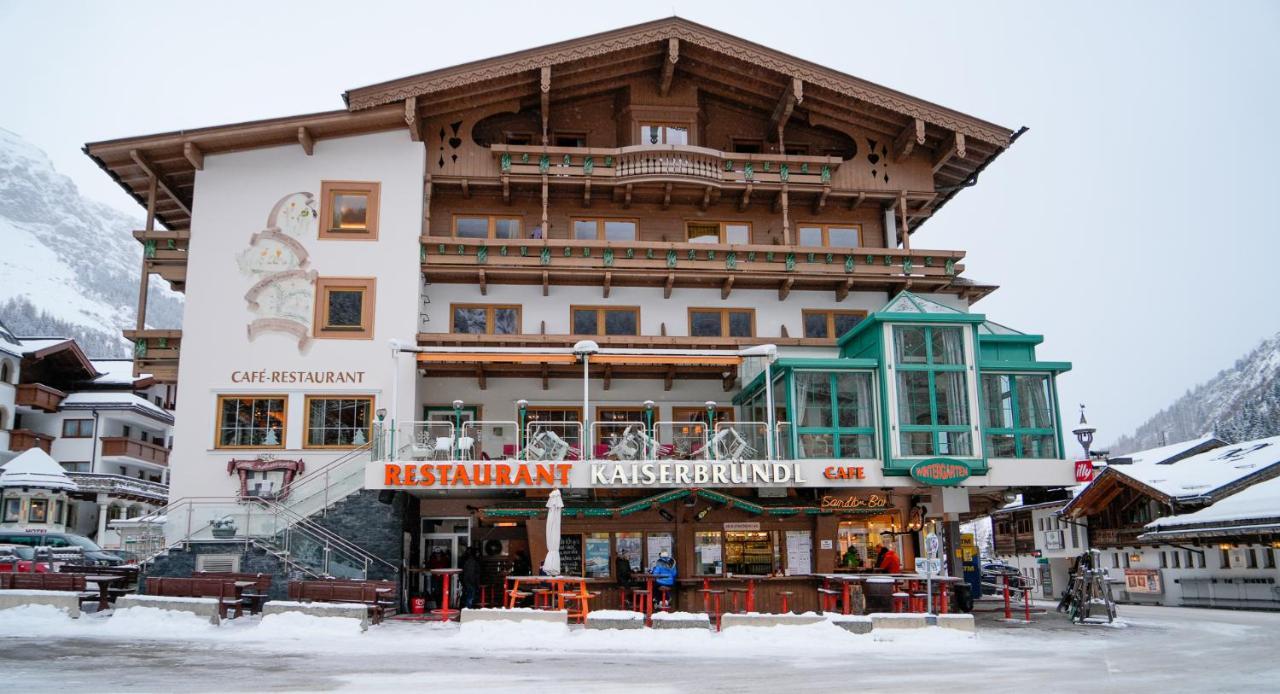 Hotel Neuhinterトゥクス エクステリア 写真